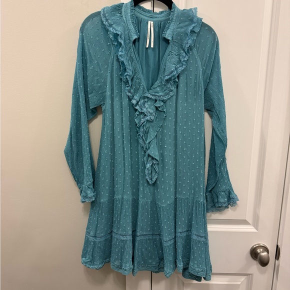 Anthropologie Dresses & Skirts - Anthropologie Teal Ruffled Blouse